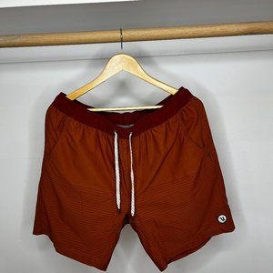 Vuori Kore Short 7.5" XL